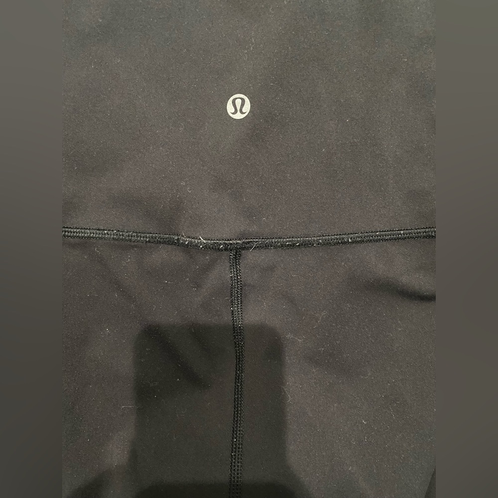 6 pairs of leggings (4 Lululemon, 1 Alo, 1 Gymshark) - sold together - Picture 7 of 16